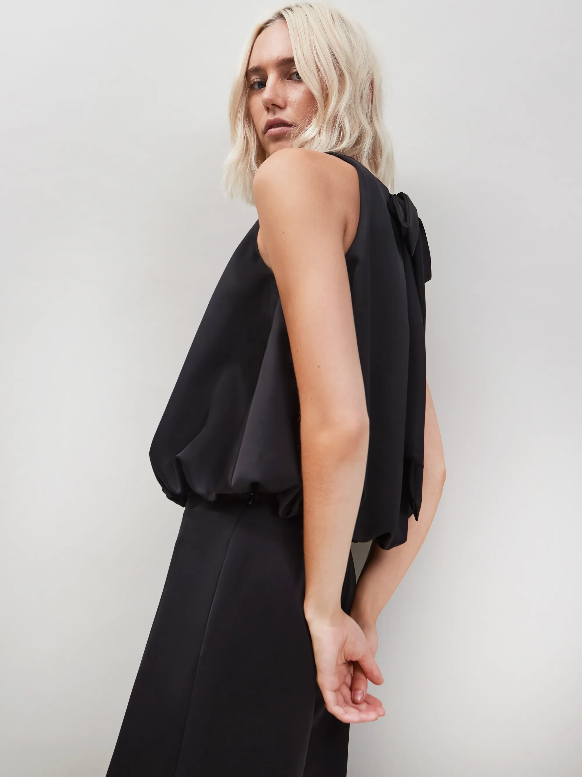 Black Bubble Hem Top - Image 4