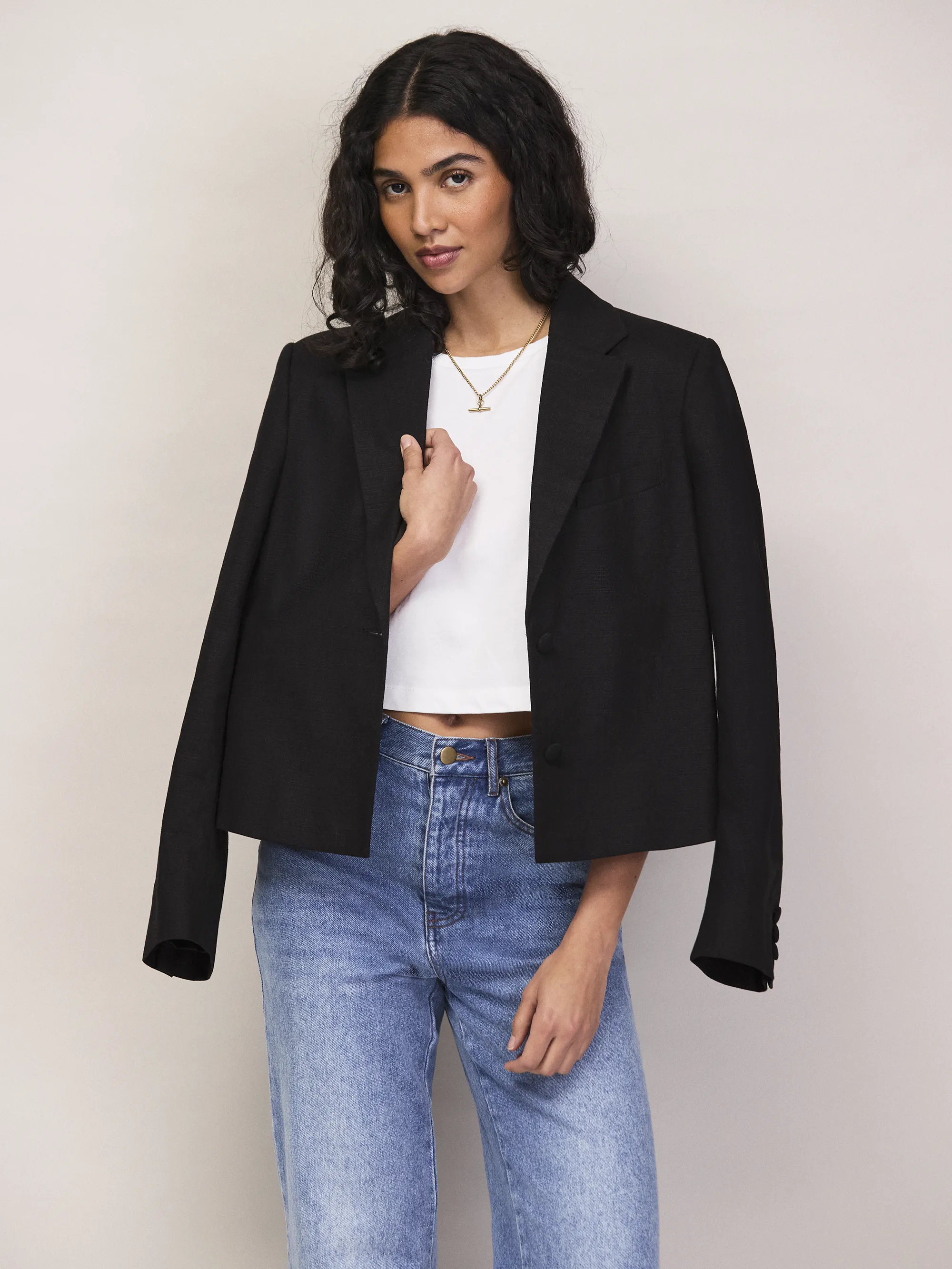 Black Cropped Blazer - Image 4