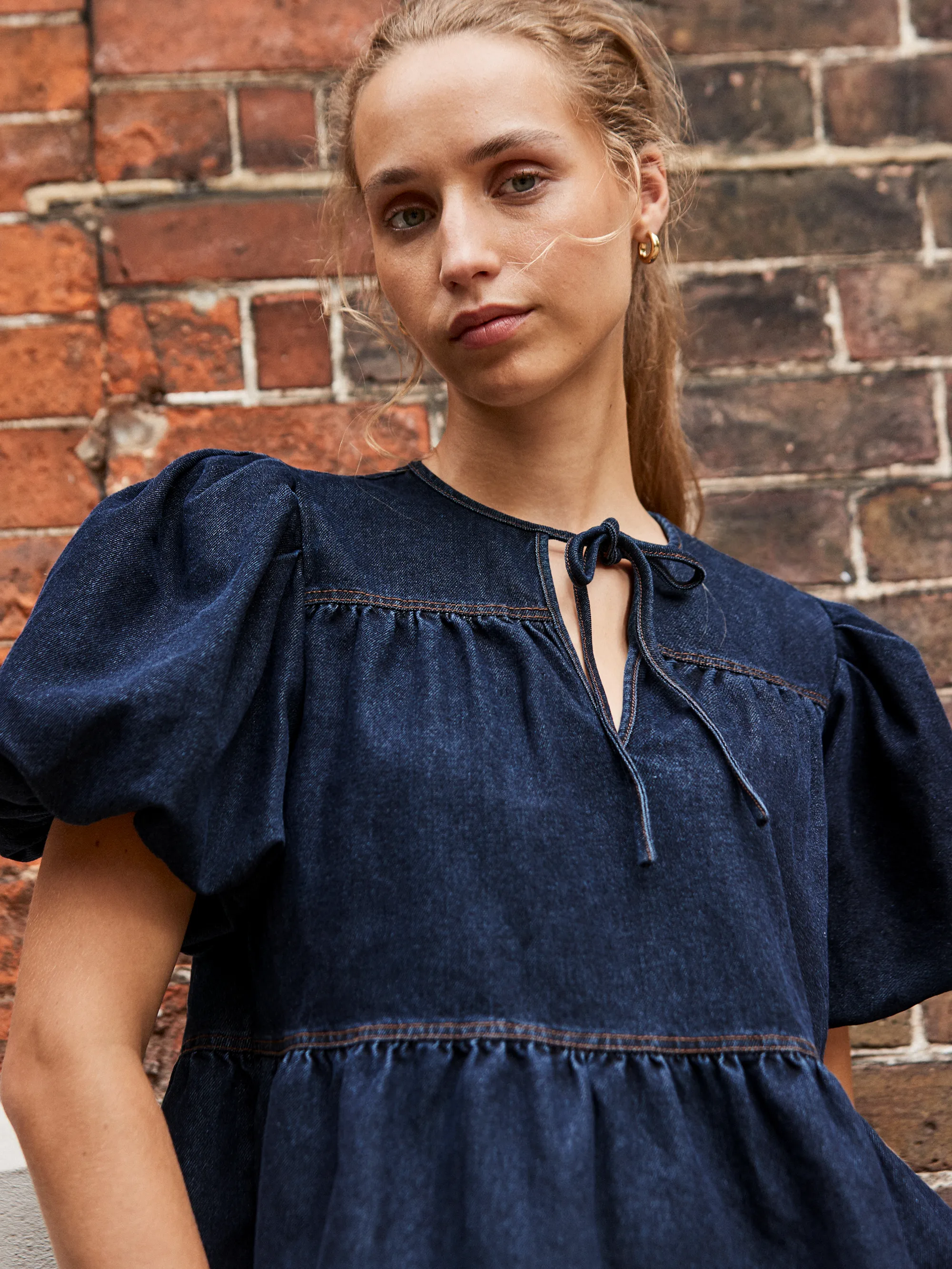 Dark-Blue Puff-Sleeve Denim Top - Image 3