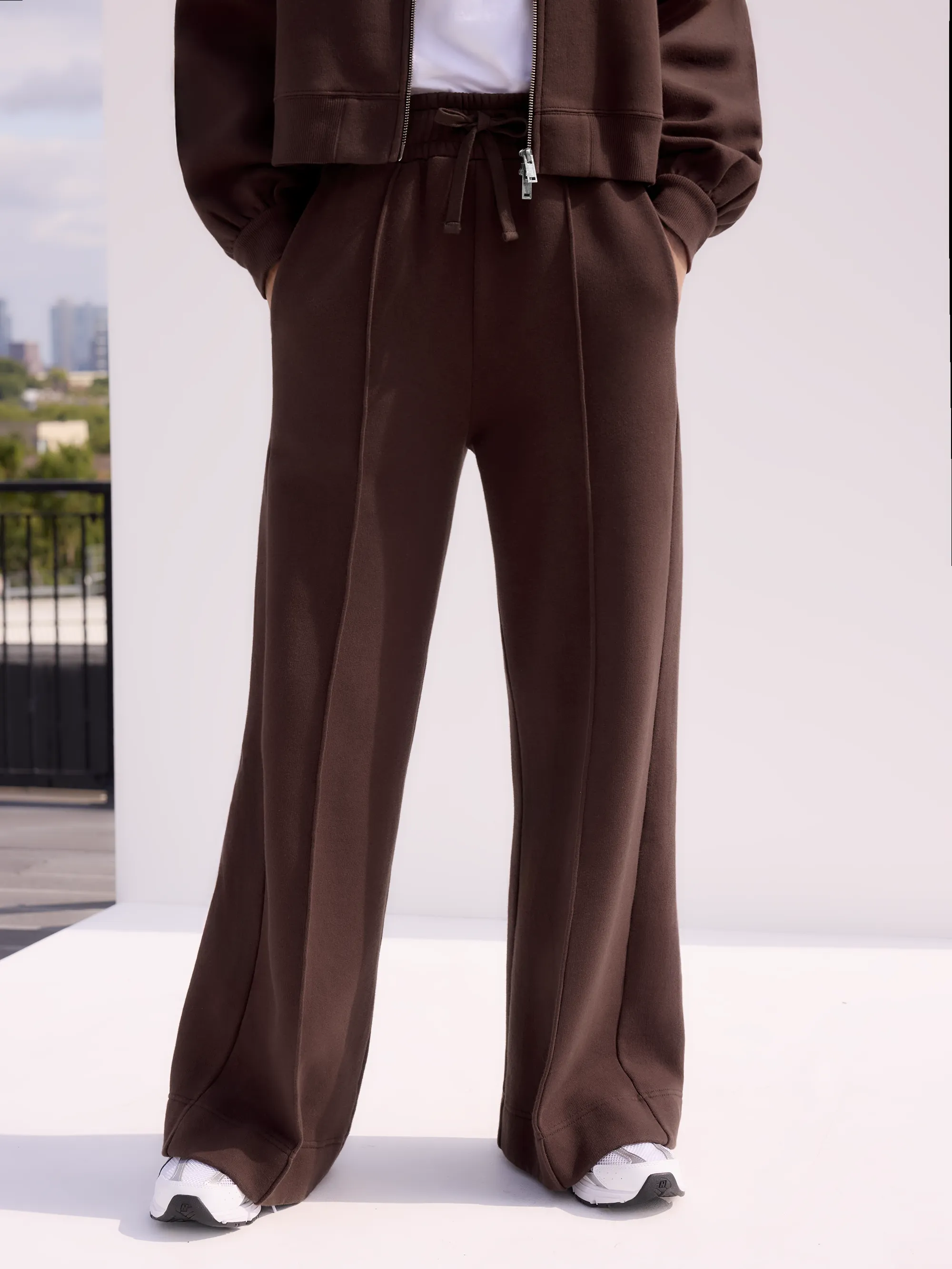 Chocolate-Brown Wide-Leg Sweatpants - Image 3