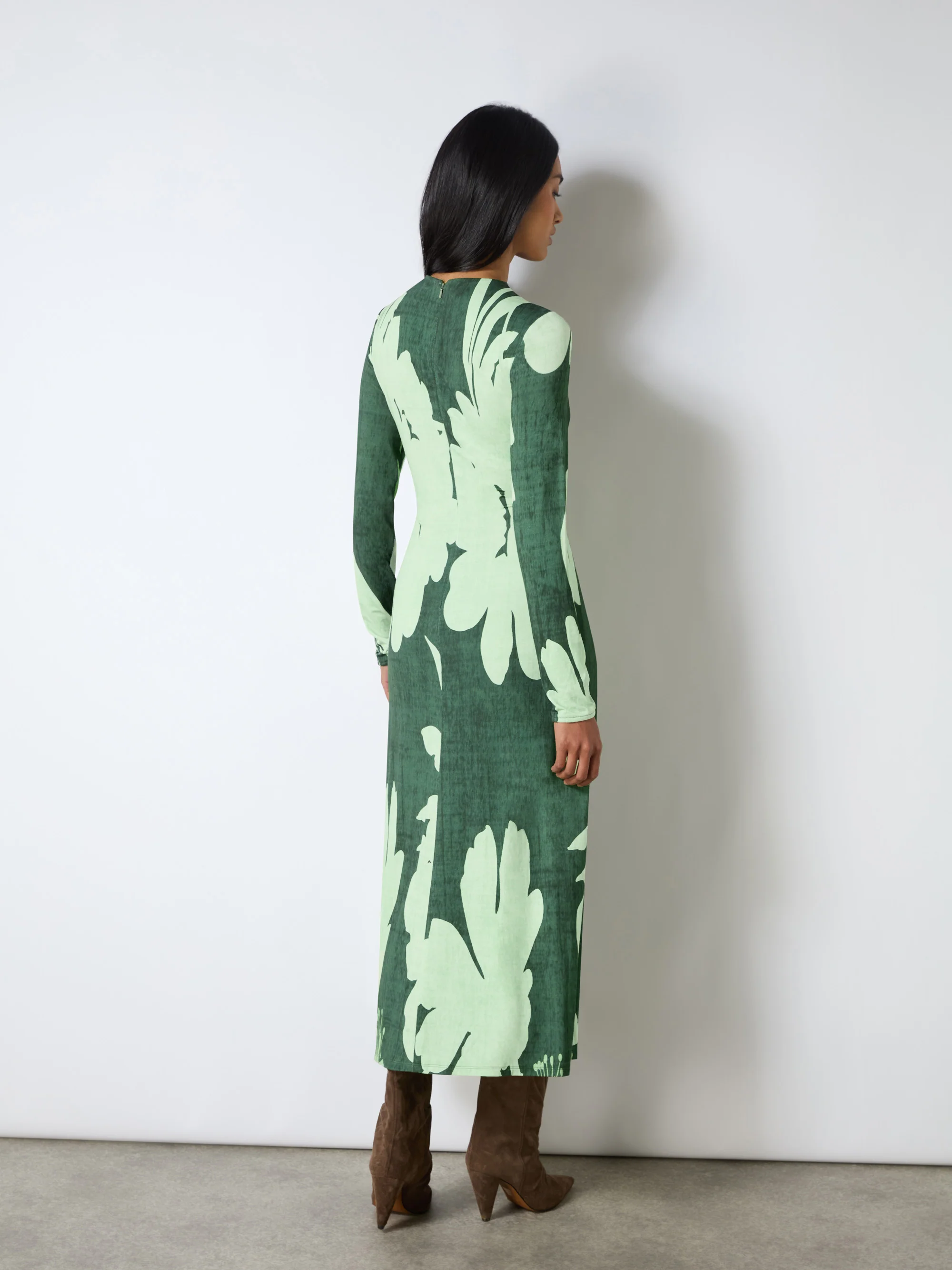 Green Floral Print Jersey Ruched Front Dress - Image 5