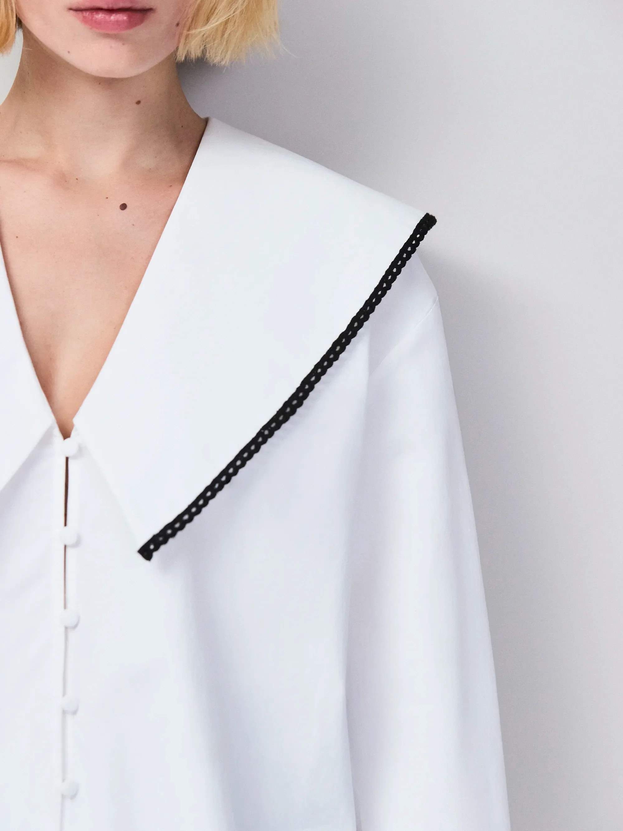 White Cotton Statement Collar Shirt - Image 3