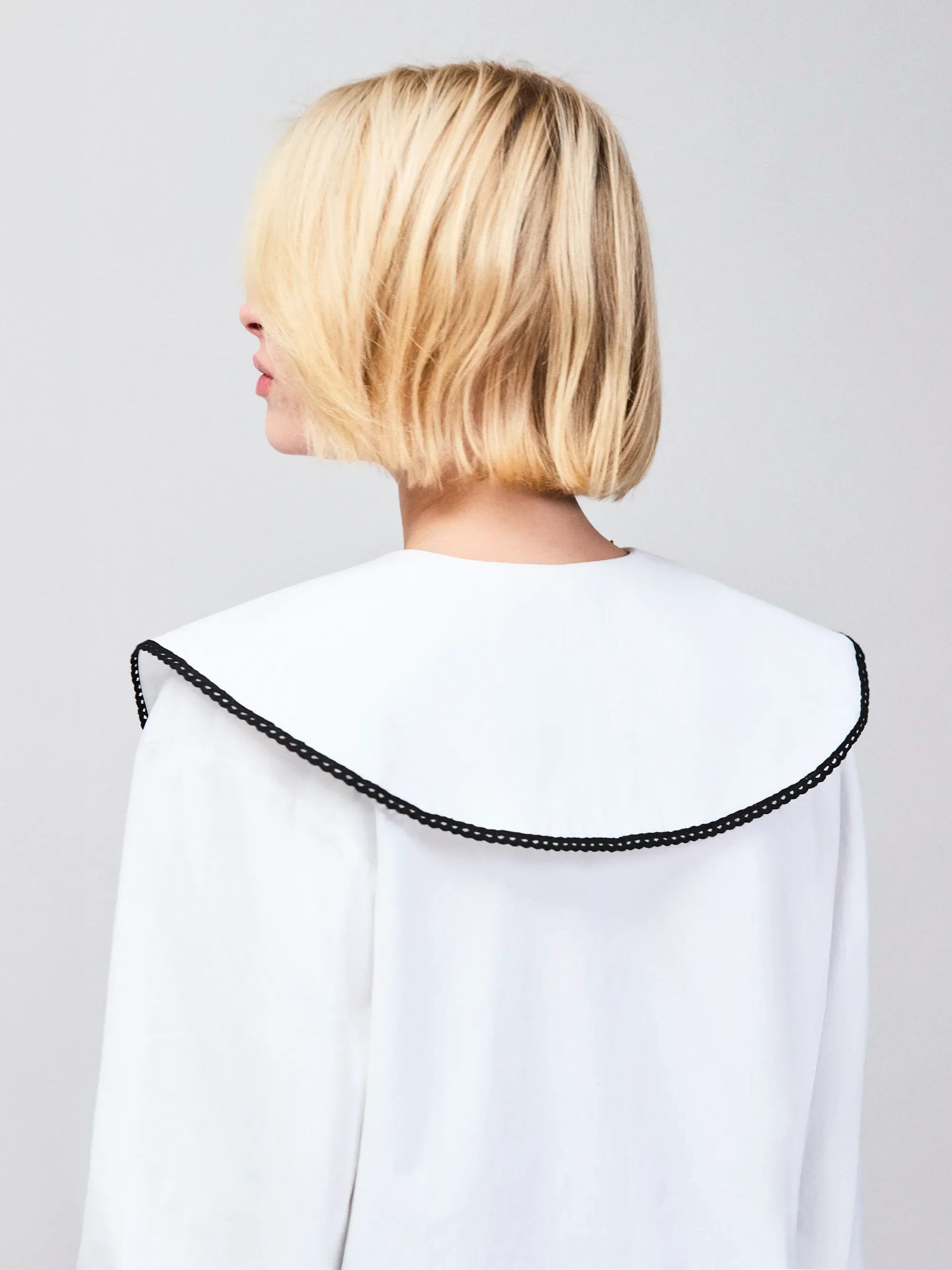 White Cotton Statement Collar Shirt - Image 5