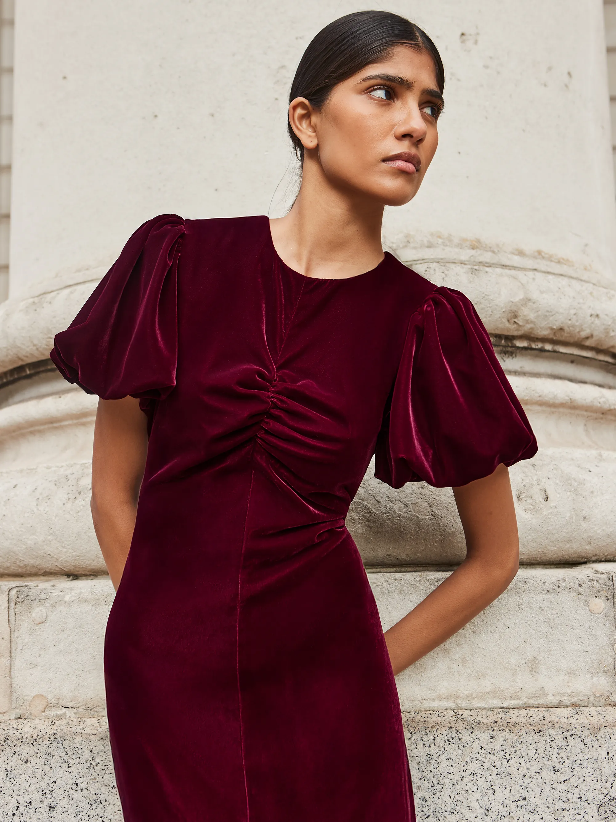 Jessie Plum Velvet Puff Sleeve Dress - Image 3