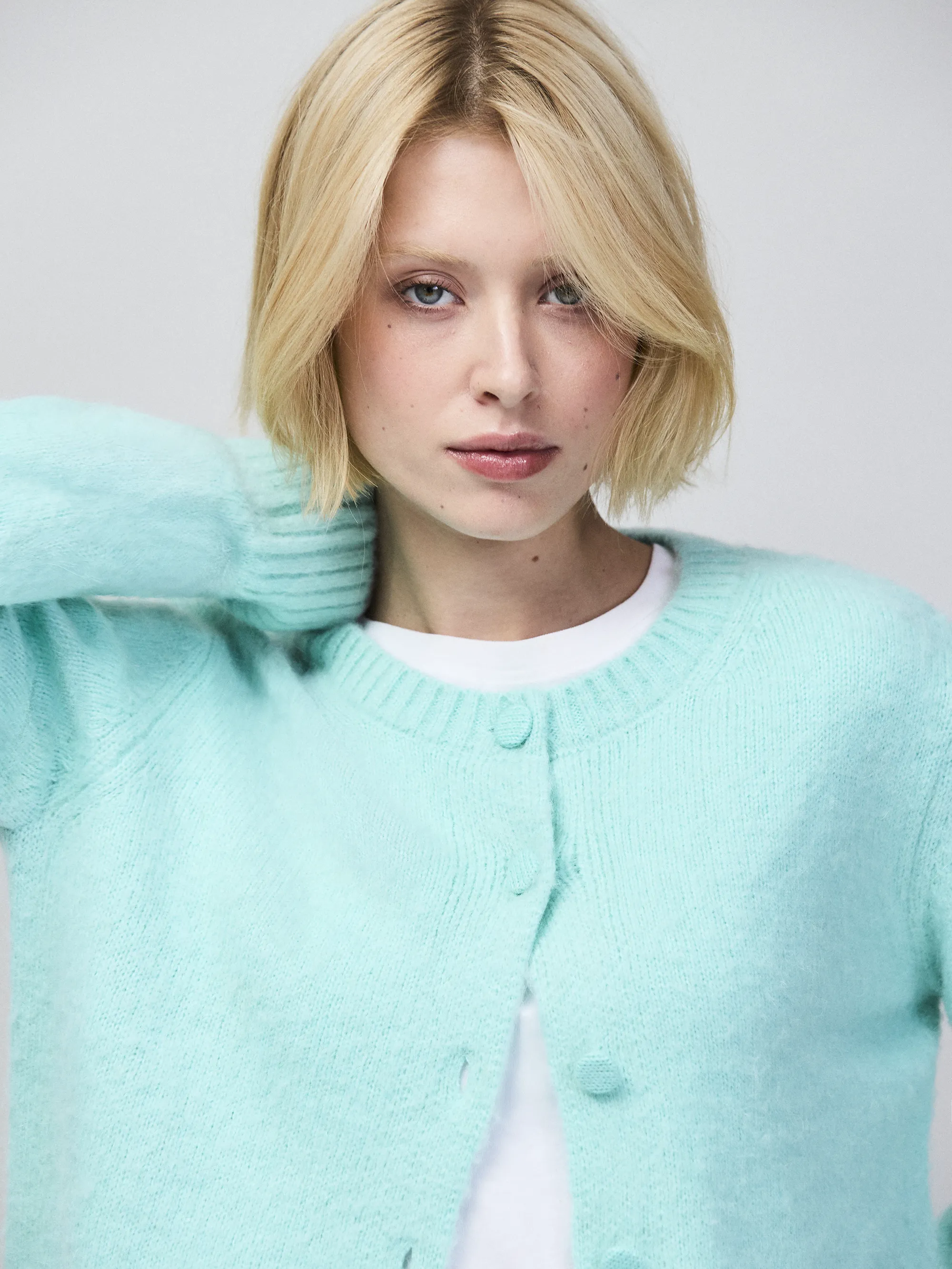 Mint Cardigan With Alpaca - Image 6