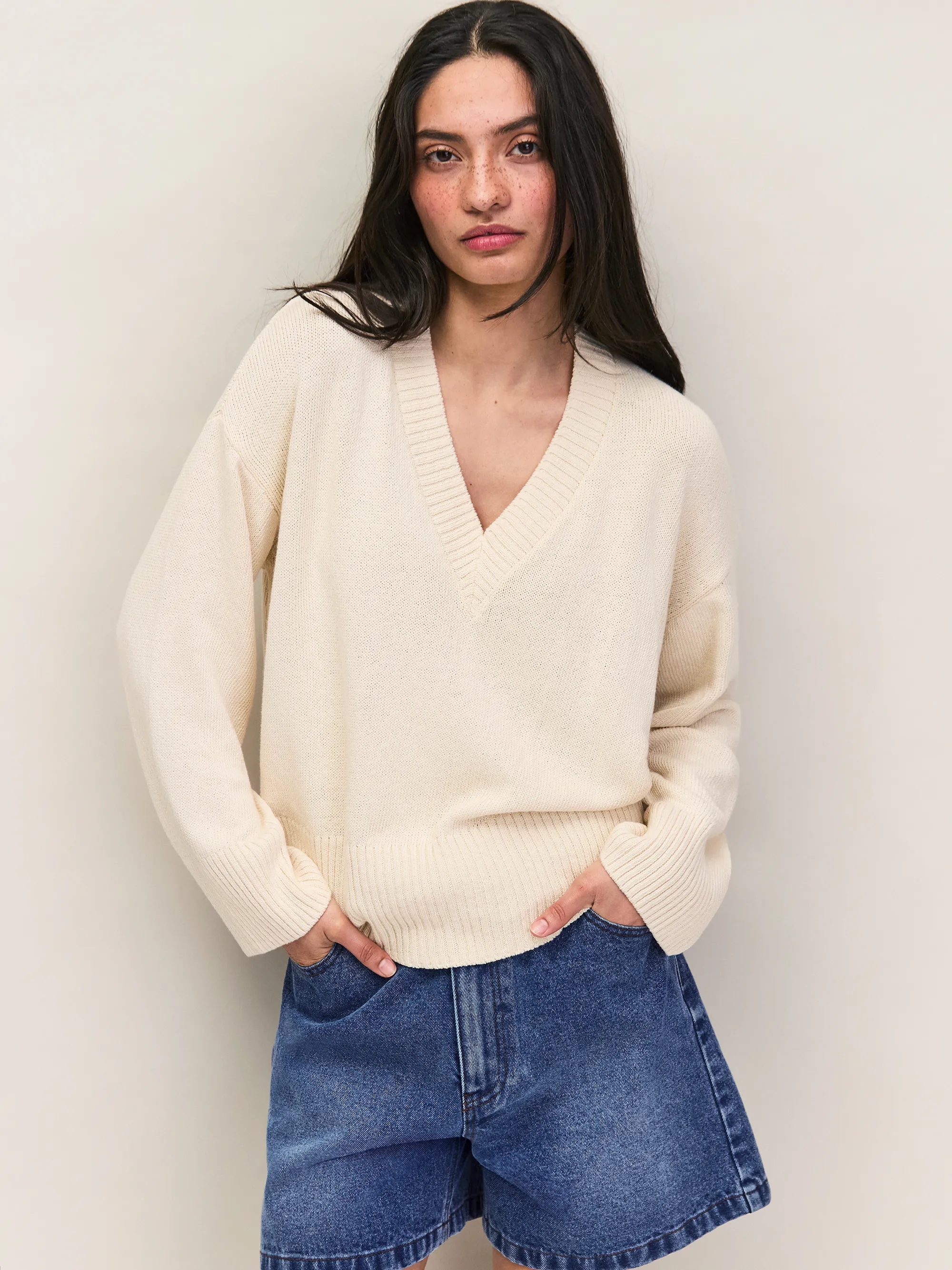 Natural Cotton and Hemp Blend V-Neck Jumper - Image 4
