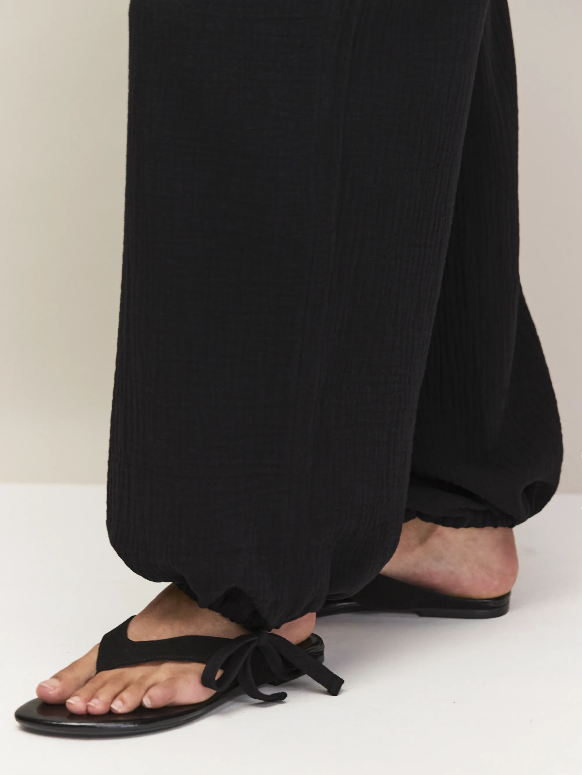 Petite Black Cheesecloth Drawstring Cuff Trousers - Image 6