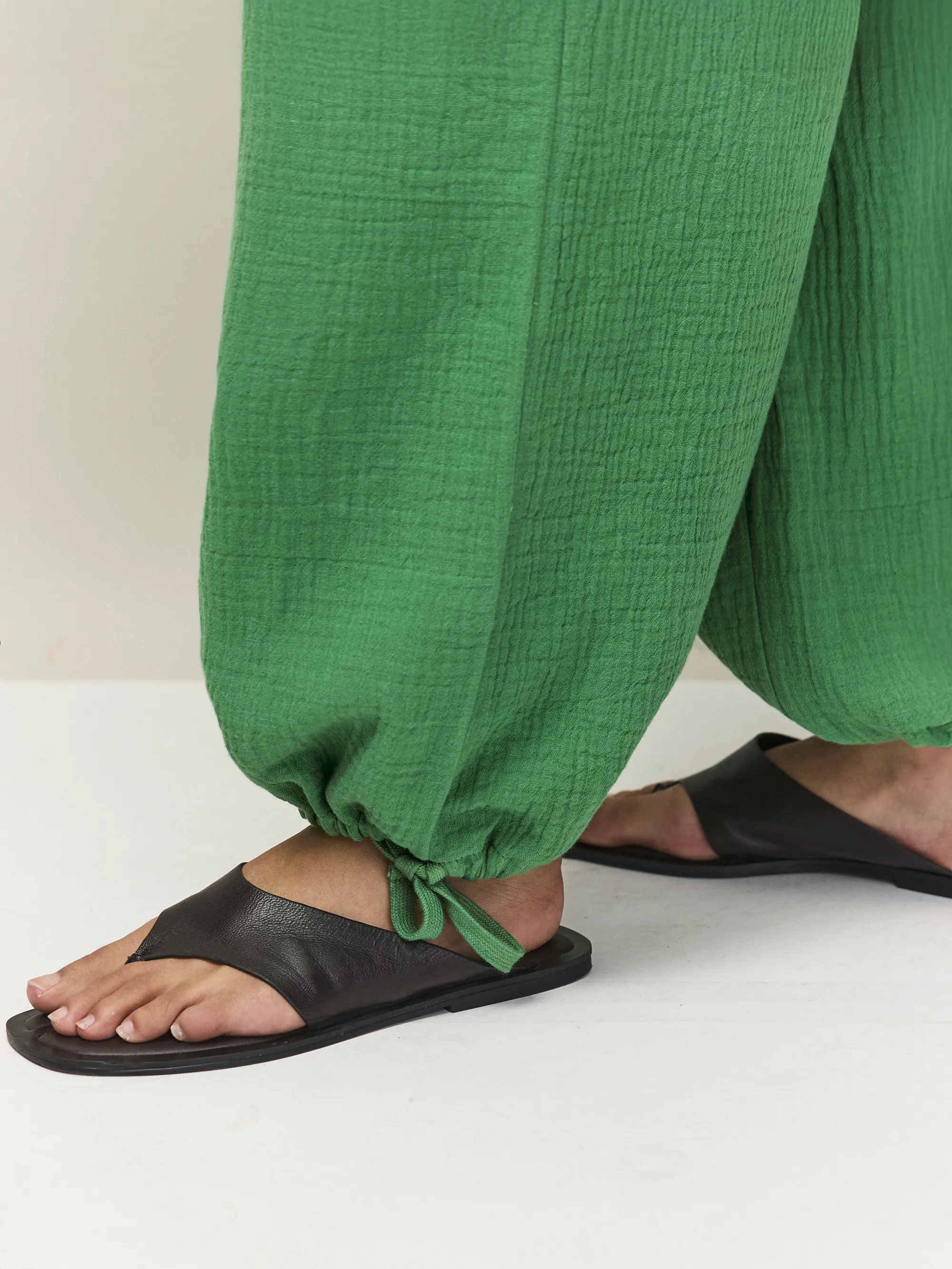 Petite Green Cheesecloth Drawstring Cuffed Trousers - Image 6
