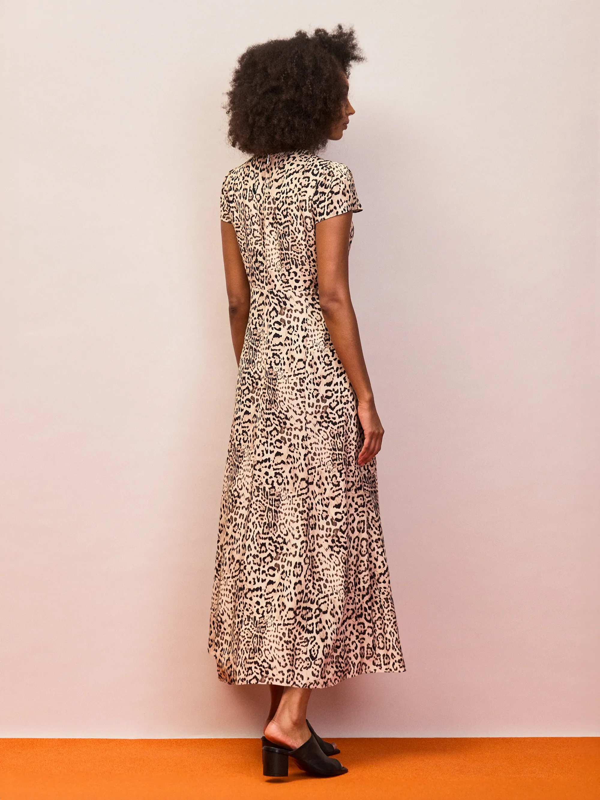 Leopard Print Seam Detail Midi Dress - Image 4