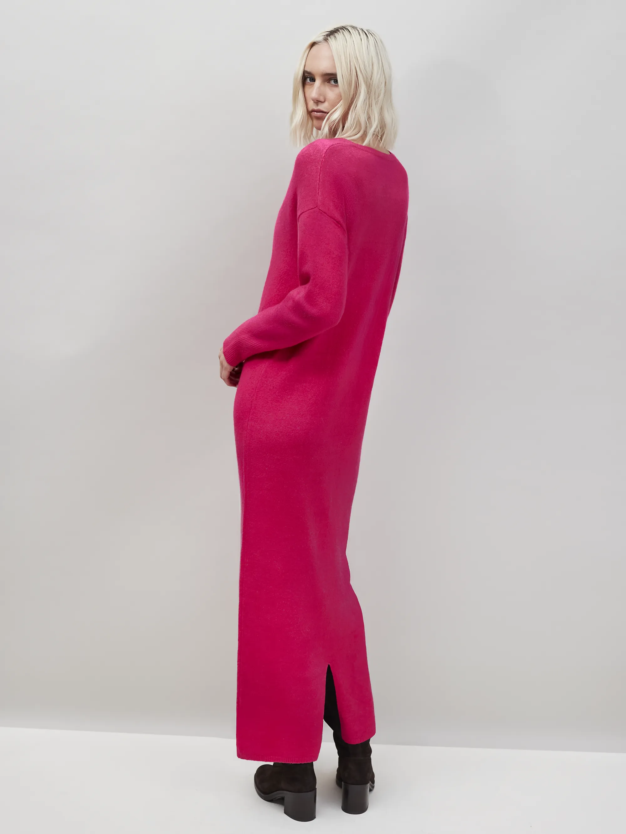 Pink V-Neck Knit Dress - Image 4