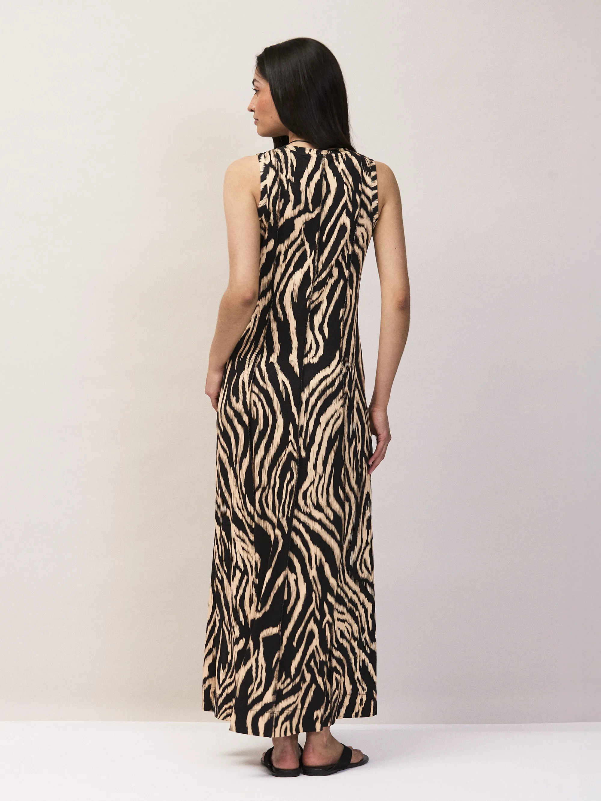 Petite Zebra Print Seam Detail Jersey Dress - Image 4