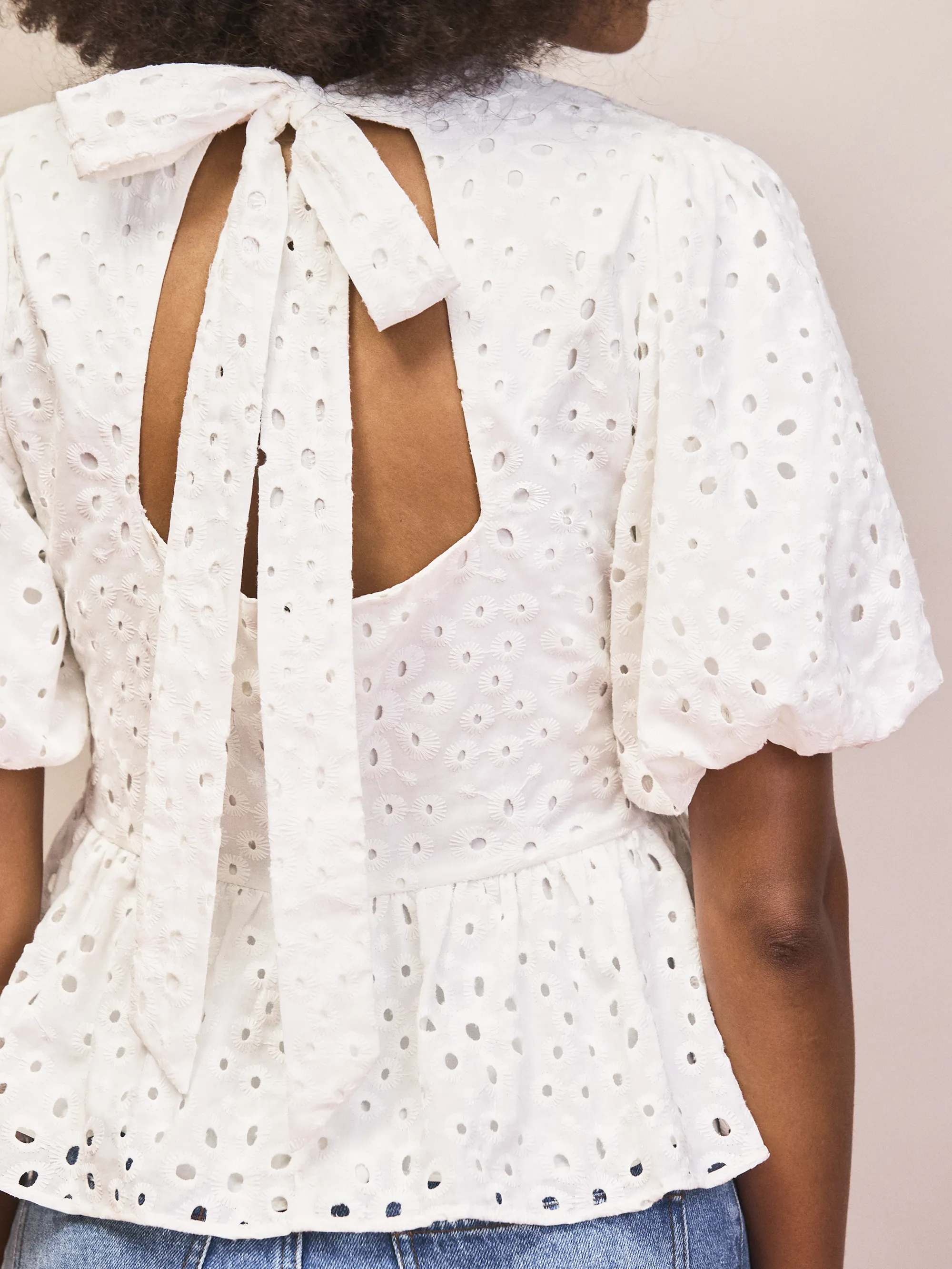 White Broderie Anglaise Cotton Gathered-Sleeve Top - Image 3